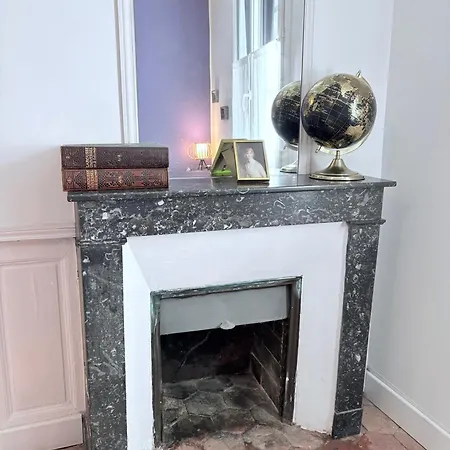 Au Richebourg לינה וארוחת בוקר