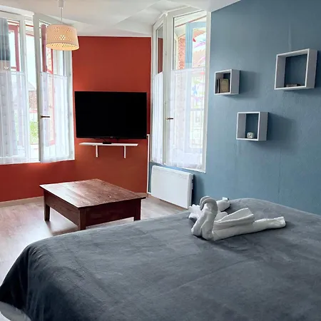 Au Richebourg נוגנט-סור-סיין