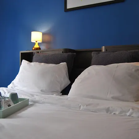 Au Richebourg לינה וארוחת בוקר 4*