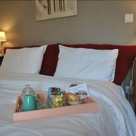 Au Richebourg 4* נוגנט-סור-סיין